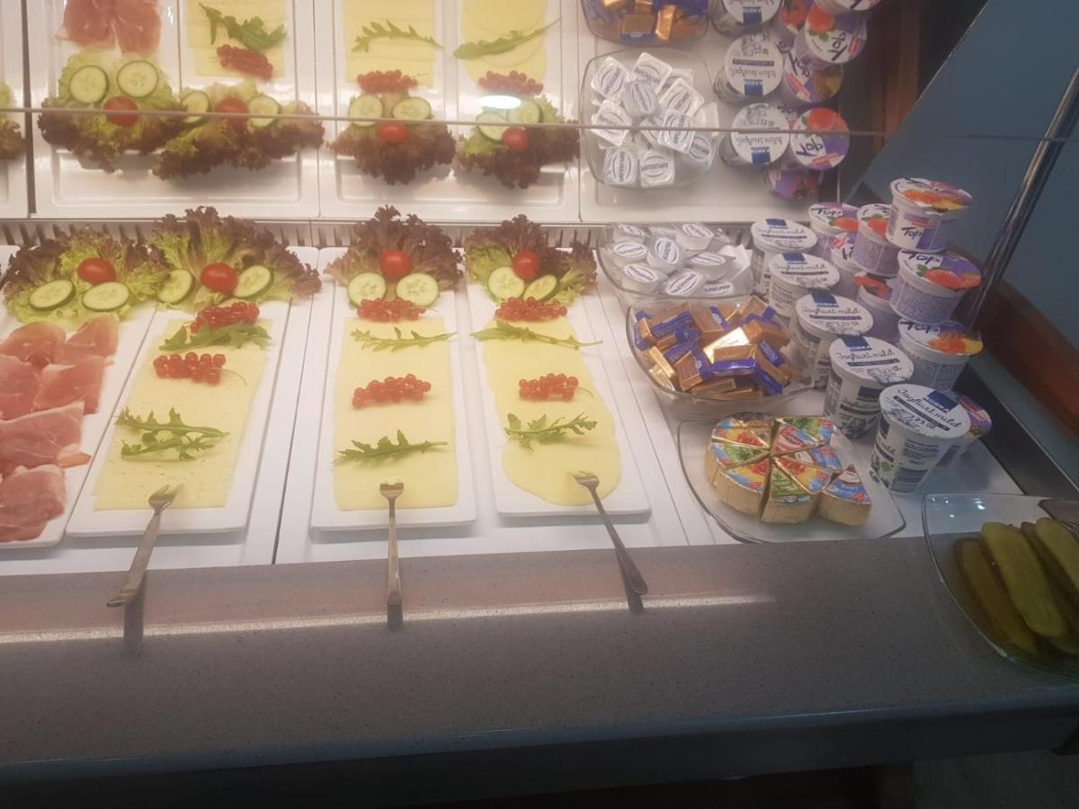 City Ferienwohnung Fuessen 3 フュッセン エクステリア 写真
